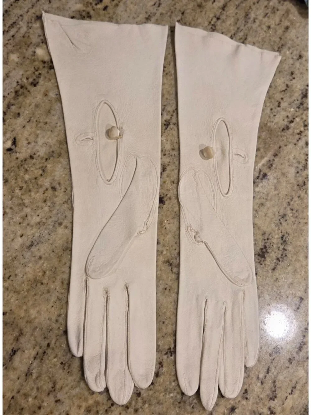 Vintage Size S Off-White Leather Formal Gloves Wrist Button 13